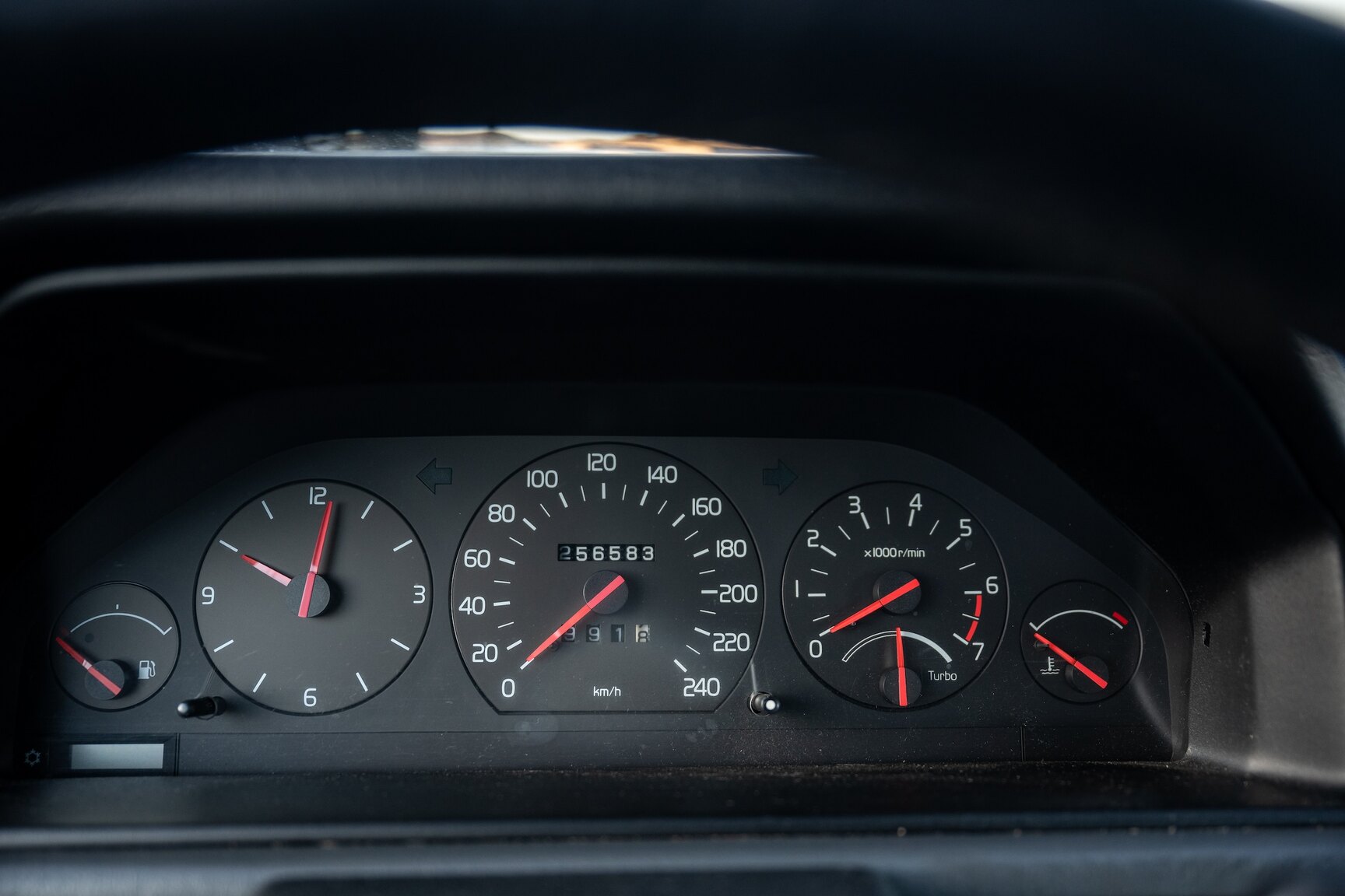 Innenraumfoto von 1998 Volvo 940 Turbo