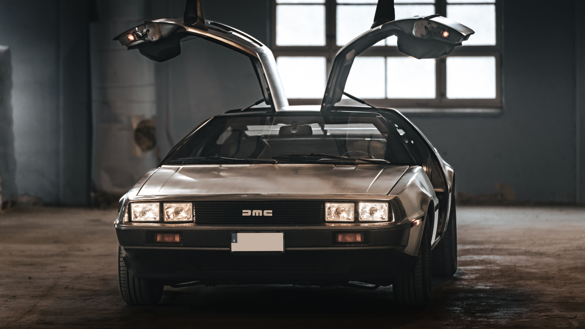 Aussenfoto 1981 DMC DeLorean 