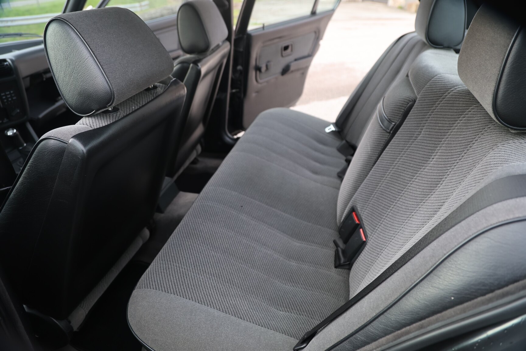 Interiörbild 1989 BMW 325i