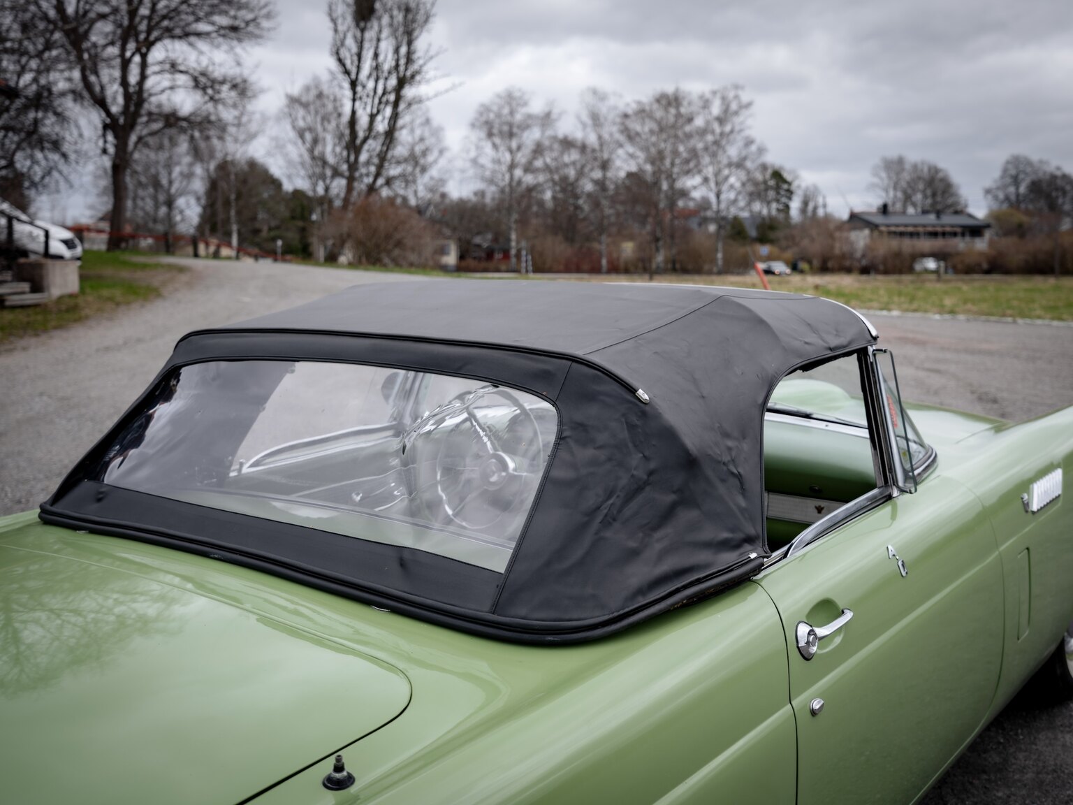 Exteriörbild på 1956 Ford Thunderbird (42)