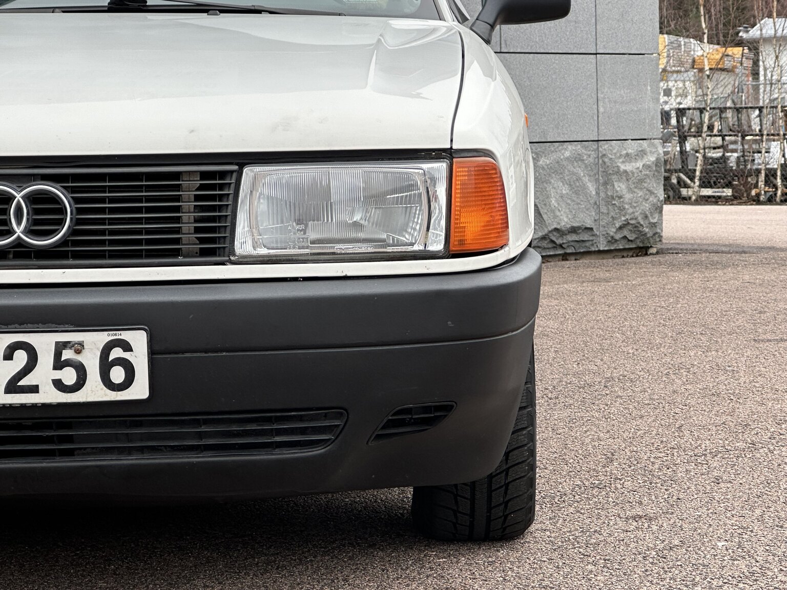 Aussenfoto 1988 Audi 80 (5)