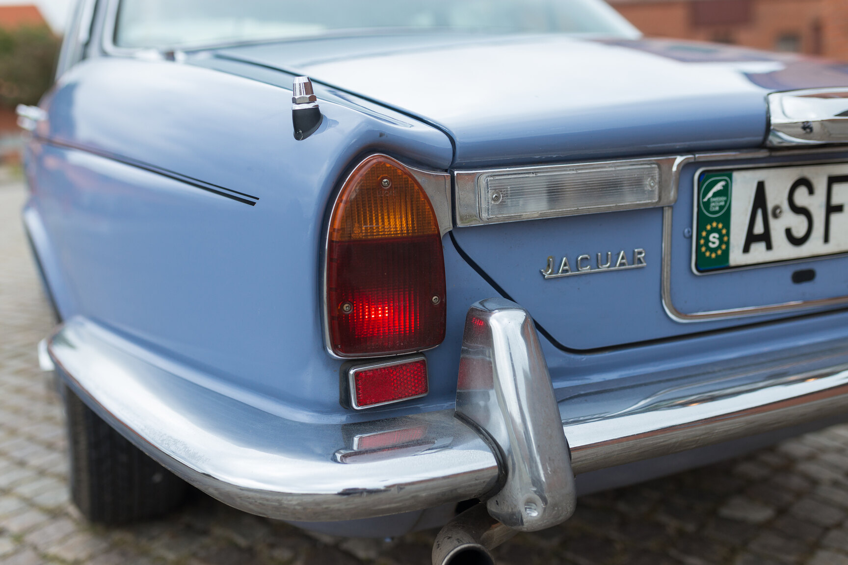 Aussenfoto 1975 JAGUAR XJ6  (23)