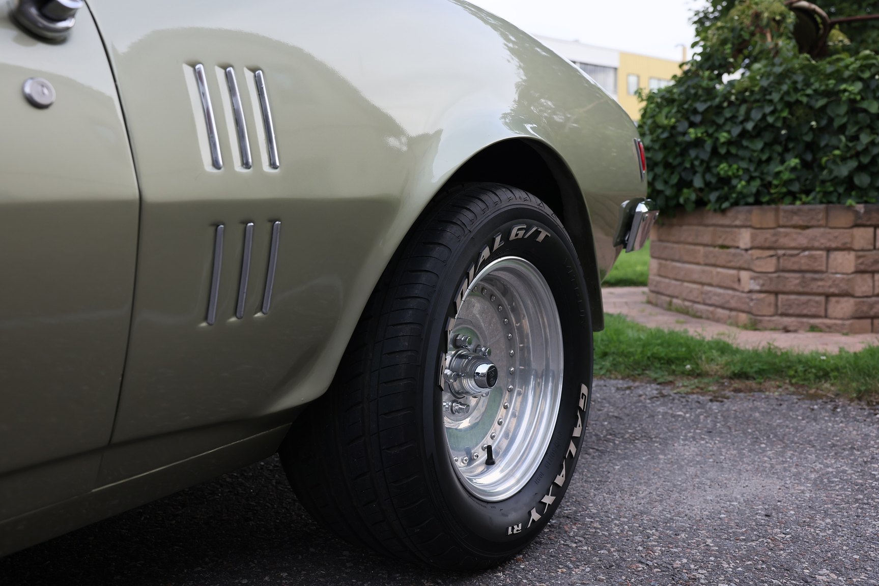 Exterior image of 1968 Pontiac Firebird 400 Ram Air