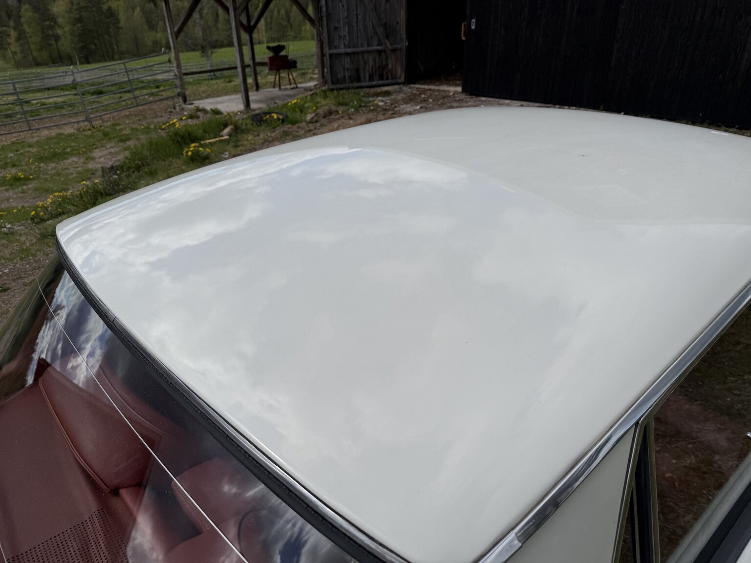 Exterior image of 1967 Rover 2000 TC 2.0 OHC
