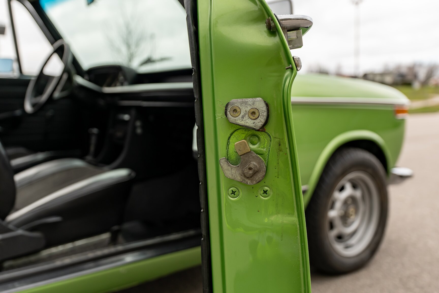 Interior image of 1975 BMW 2002