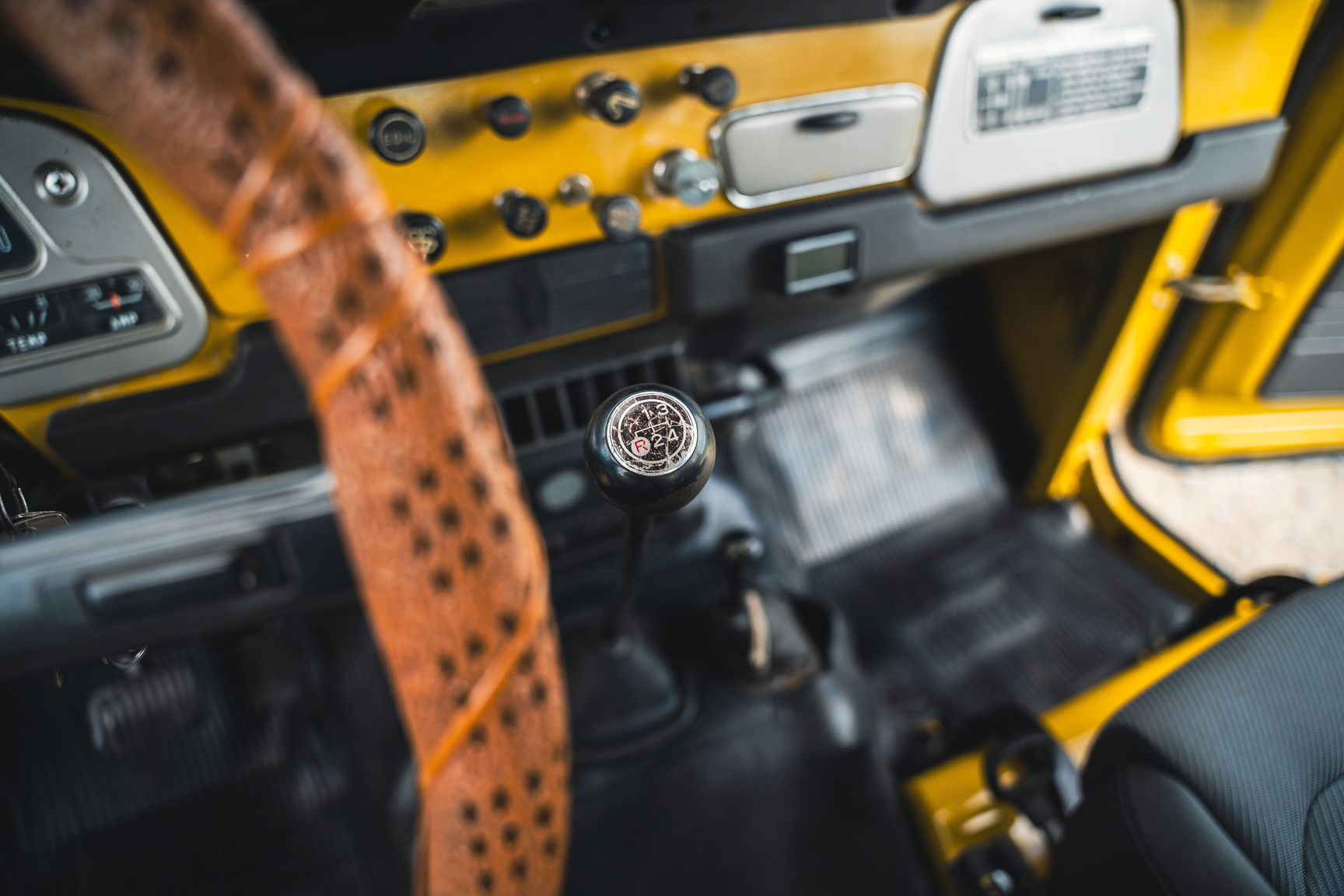 Interior image of 1976 Toyota Land Cruiser BJ40