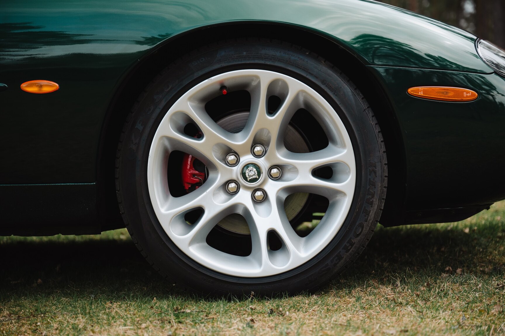 Exterior image of 2003 Jaguar XK8 Cabriolet
