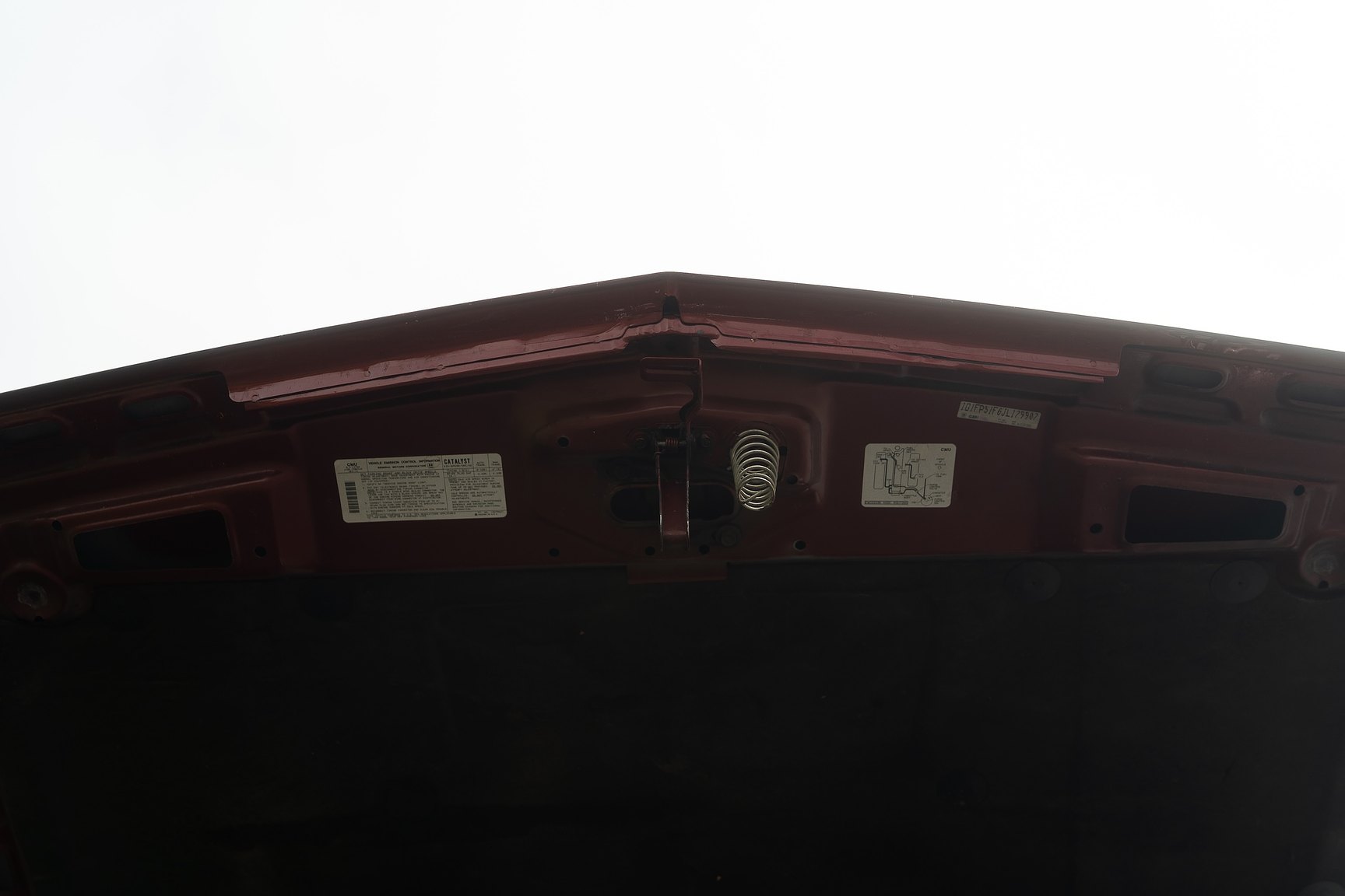 Image of 1988 Chevrolet Camaro Z28 Iroc-Z Convertible mechanics