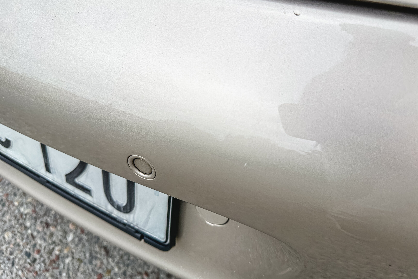 Exterior image of 2004 Porsche 911 Carrera 4