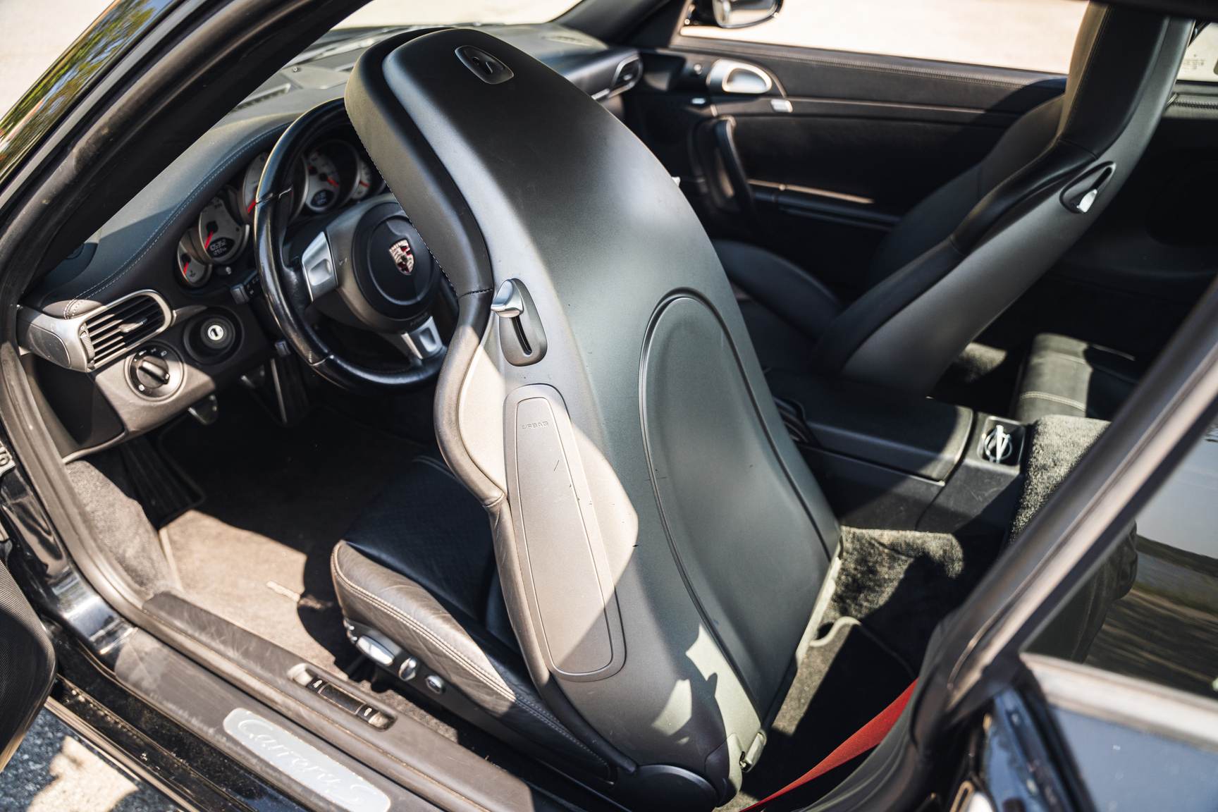 Interiörbild 2009 Porsche 997.2 C2S Manuell (37)