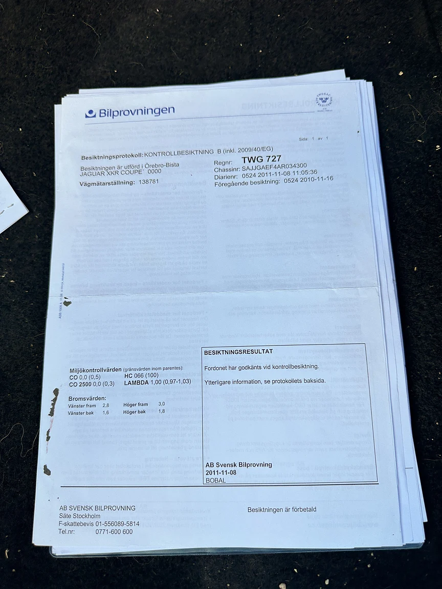 Documentation for 1999 Jaguar XKR - NO RESERVE (48)
