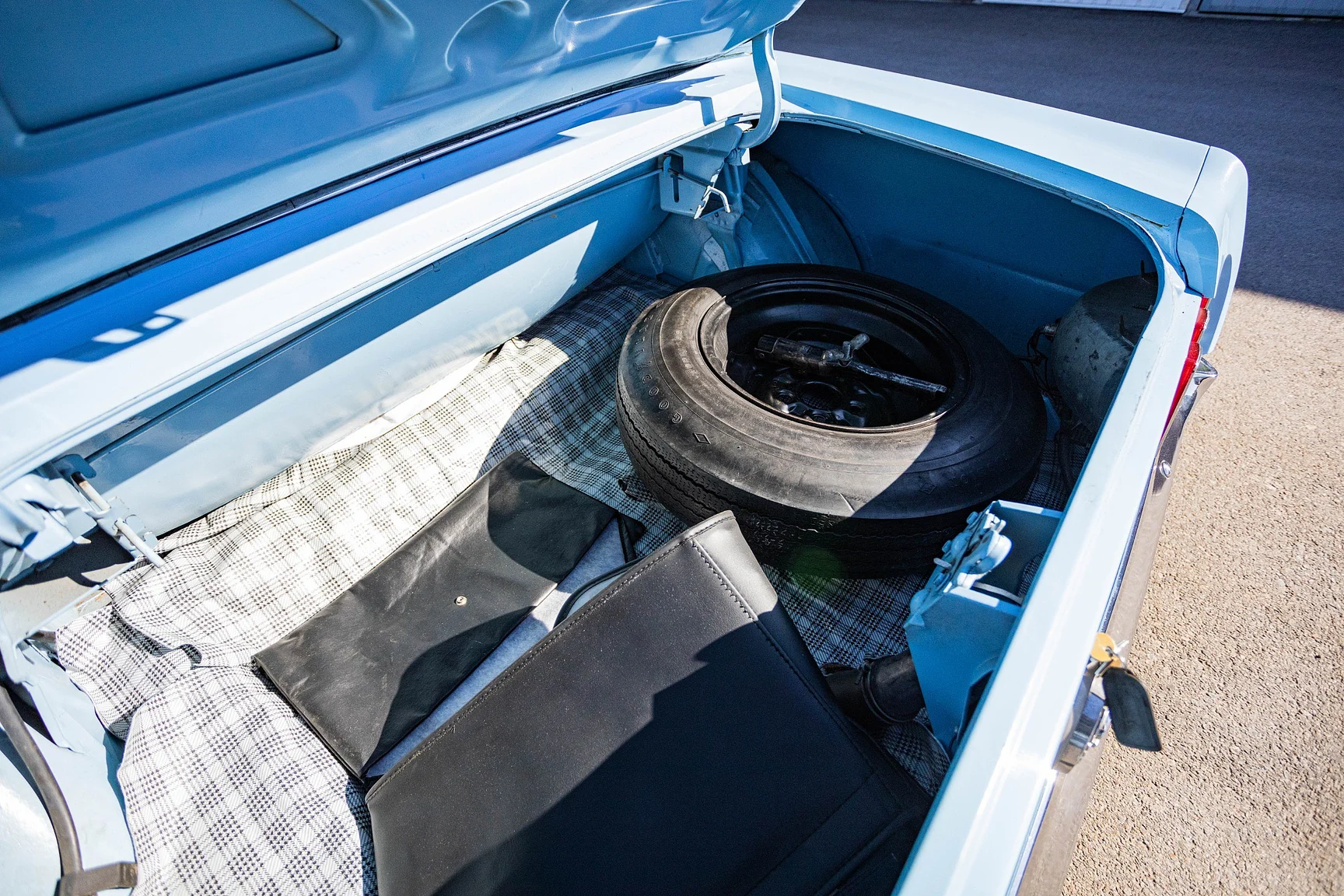 Interiörbild 1969 Ford Mustang GT Cabriolet "M-code" (5)