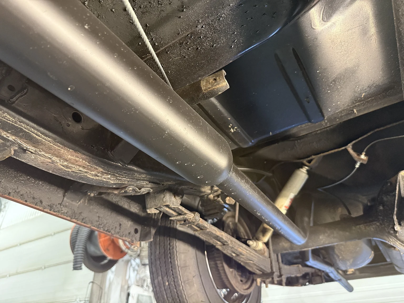 Image of 1956 Mercury Montclair Sport Sedan mechanics (13)