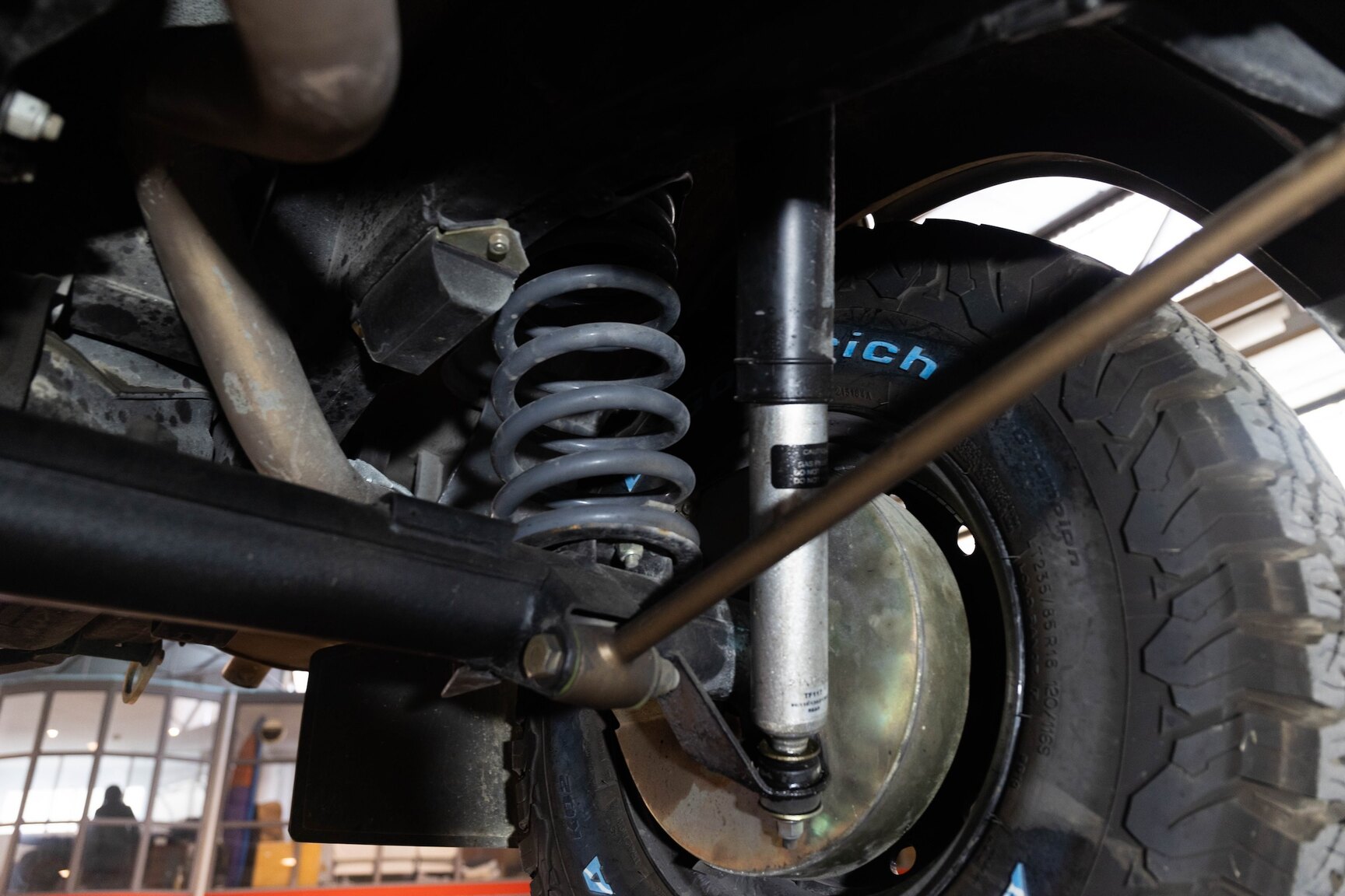 Image of 1991 Range Rover Restomod mechanics