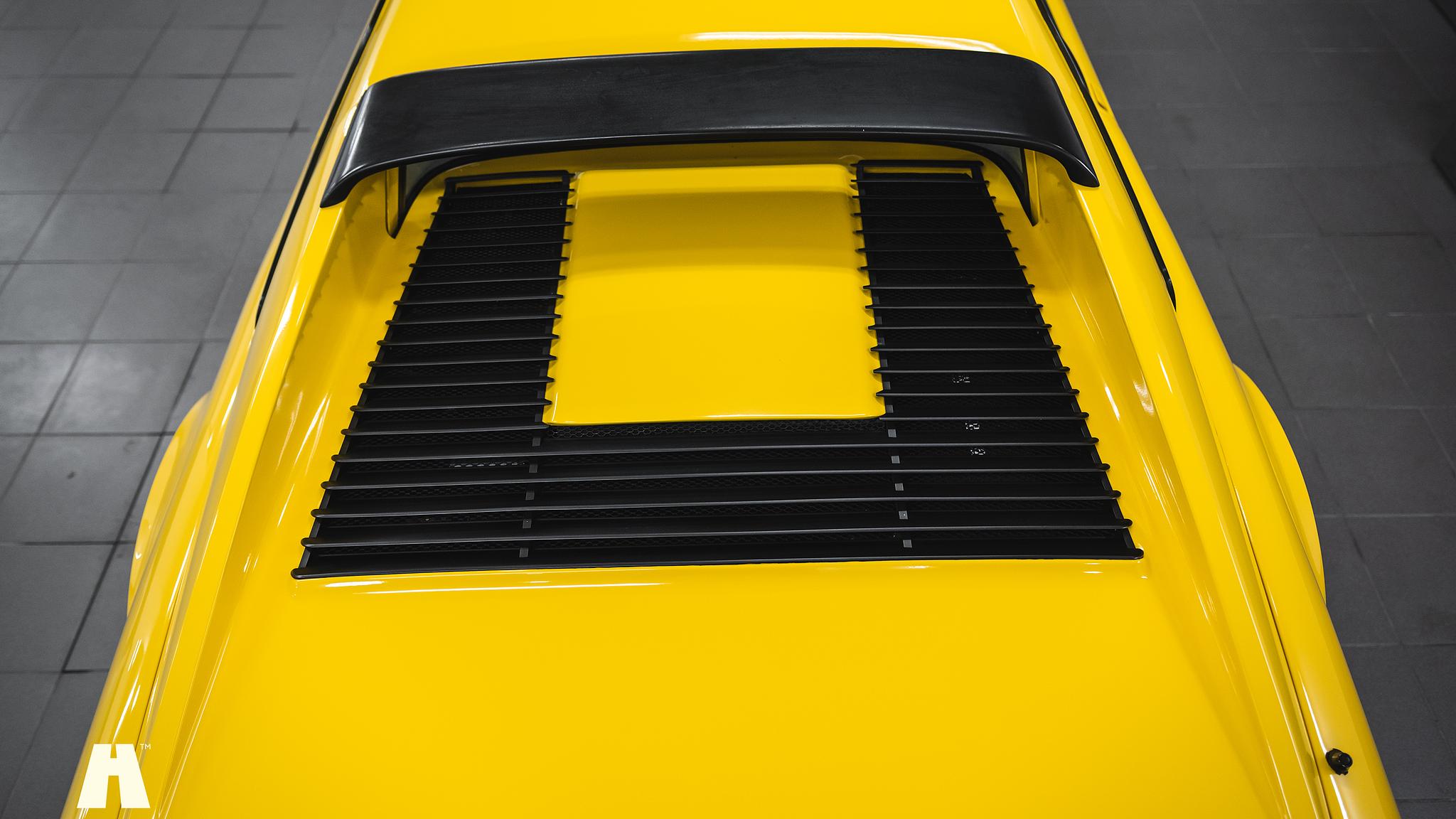 Exterior image of 1986 Ferrari 328 GTB