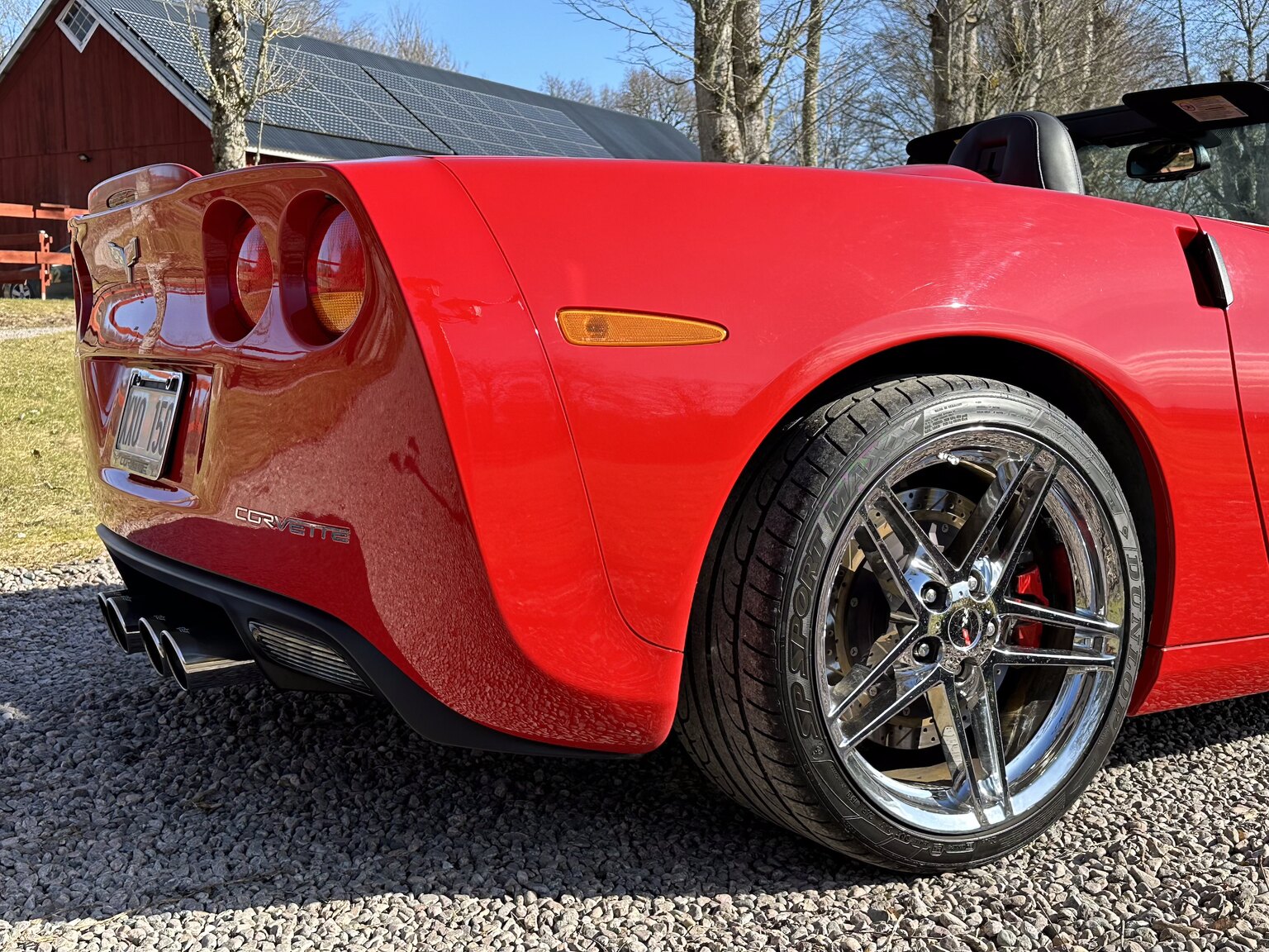 Exterior image of 2005 Corvette C6 Z51 Cabriolet