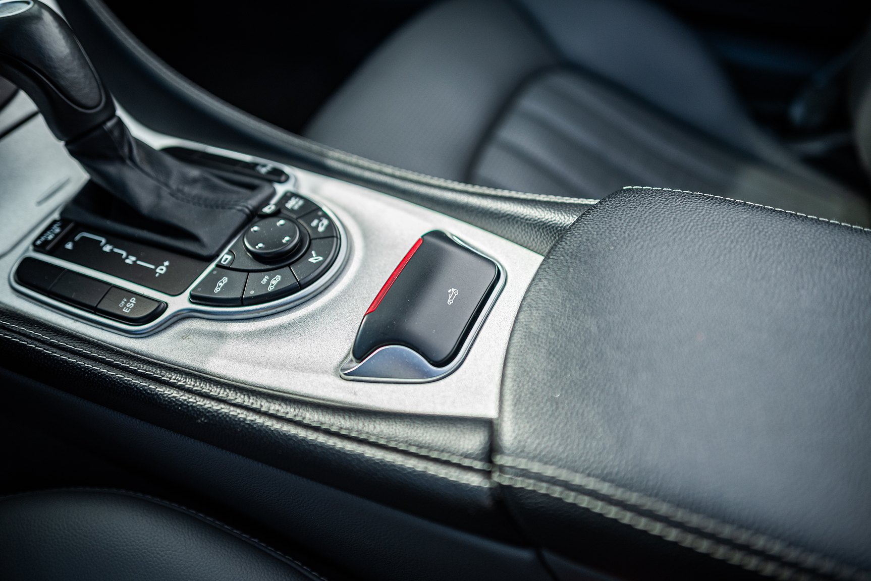 Interior image of 2002 Mercedes SL 55 AMG