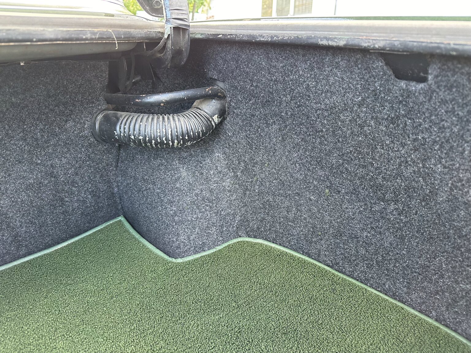 Innenraumfoto von 1974 Mercedes Benz 450 SLC