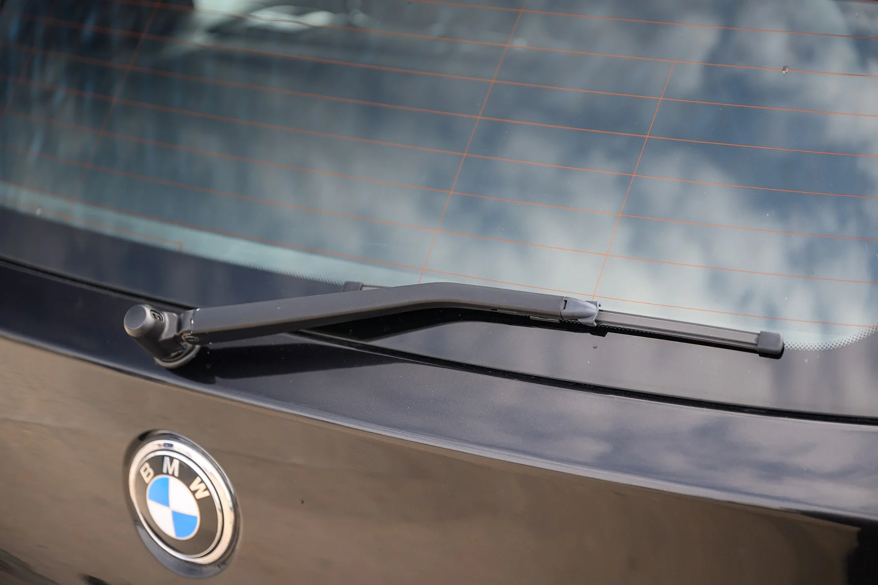 Exterior image of 2007 2007 BMW 130i M Sport (45)