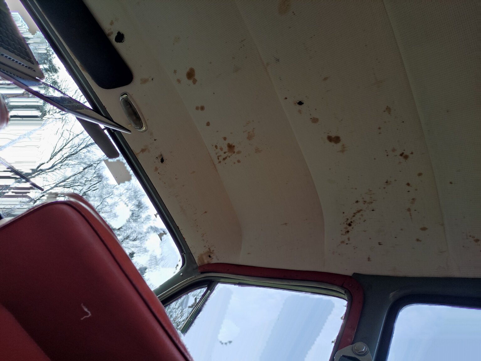 Interior image of 1960 Volvo P210 Duett
