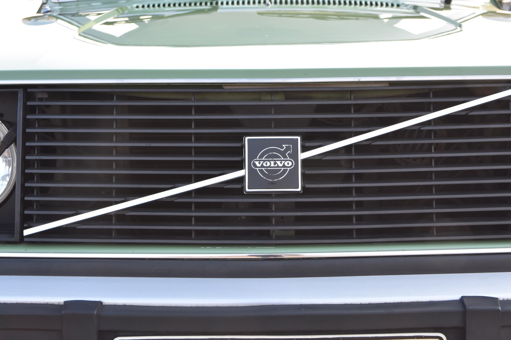 Exteriörbild på 1975 Volvo 242