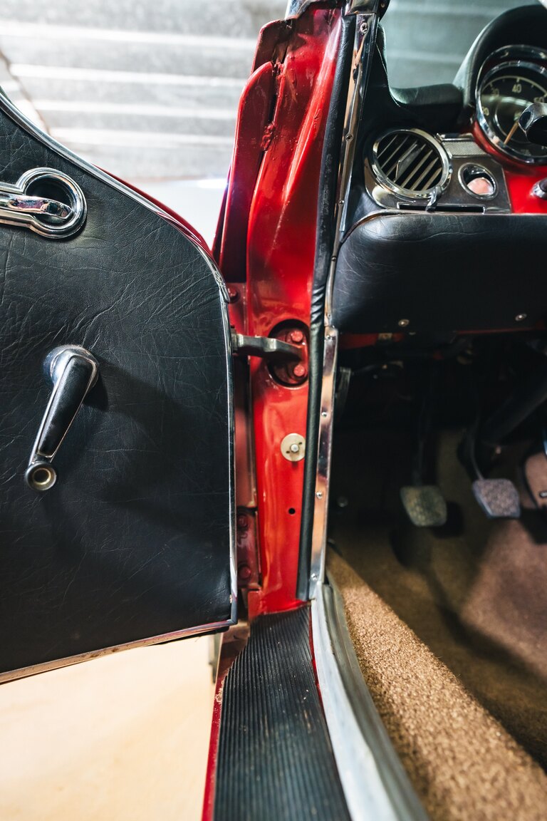 Interiörbild 1966 Mercedes-Benz 230 SL 