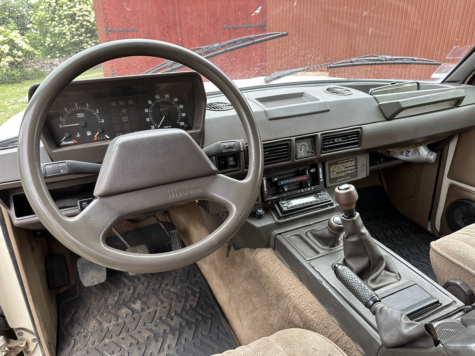 Interior image of 1990 Range Rover Classic