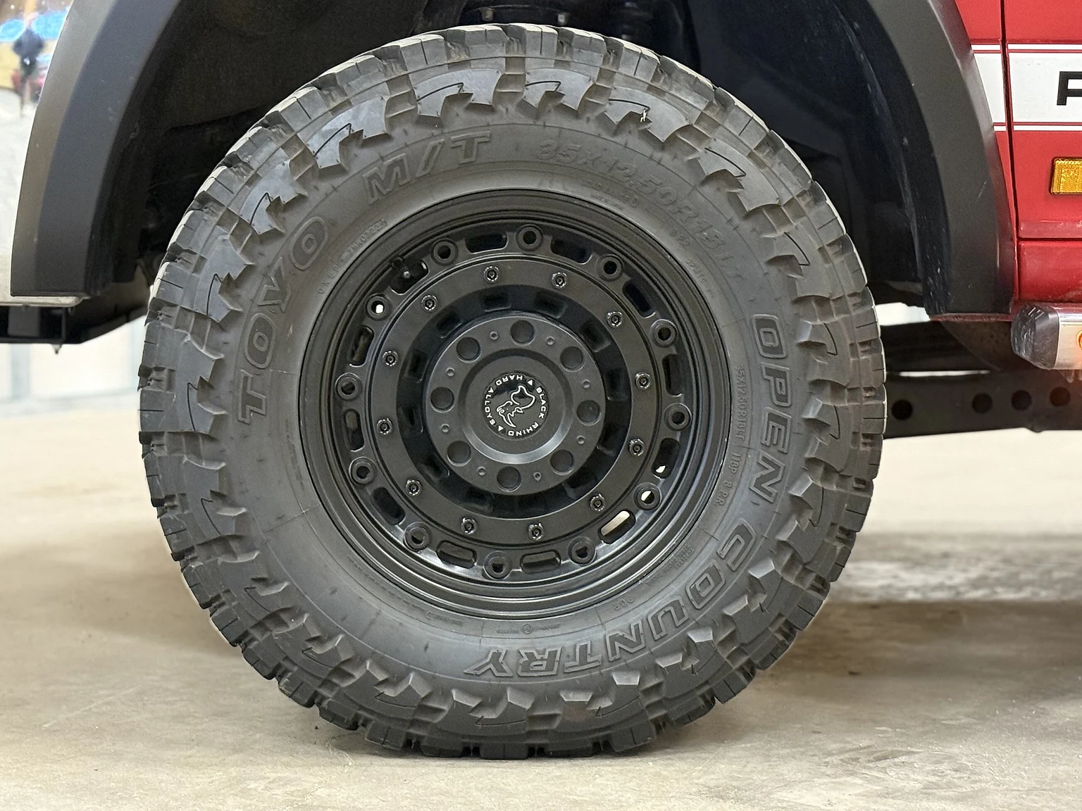 Exteriörbild på 2020 Dodge Ram 2500 Overland (27)