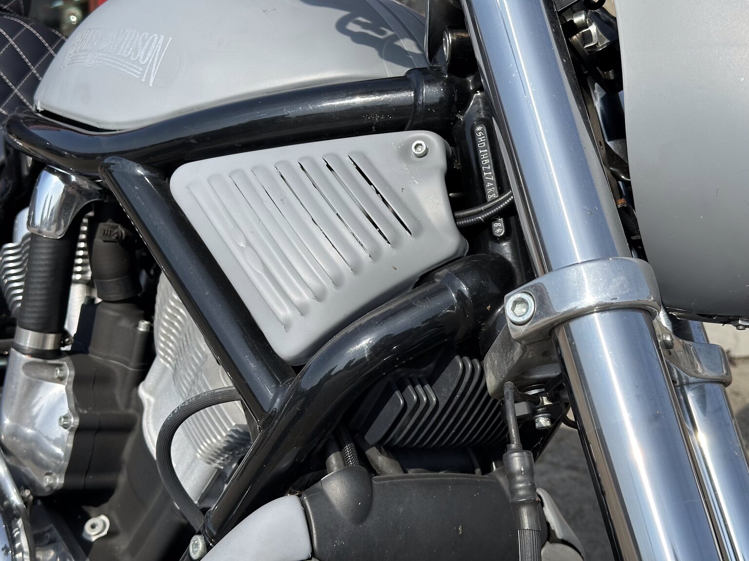 Image of 2004 Harley-Davidson V-Rod mechanics
