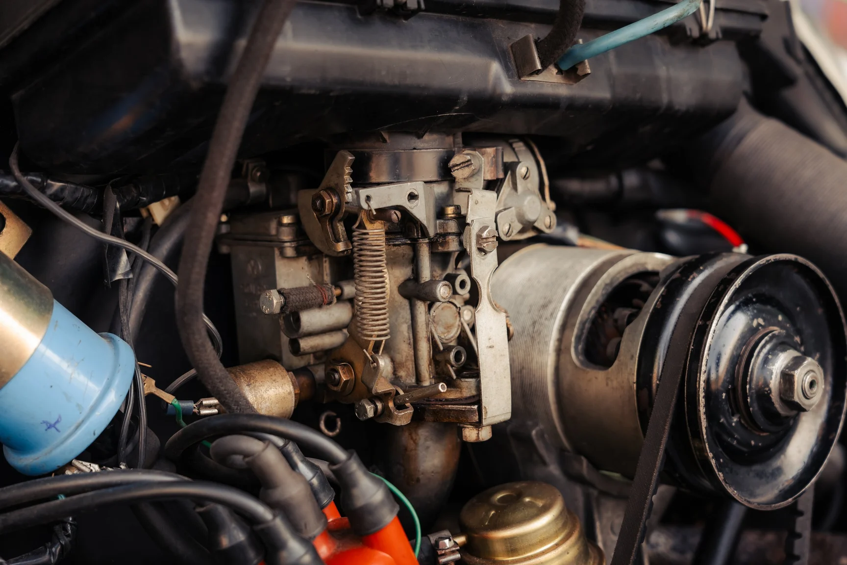 Image of 1972 Volkswagen 1302 S Cabriolet mechanics (10)