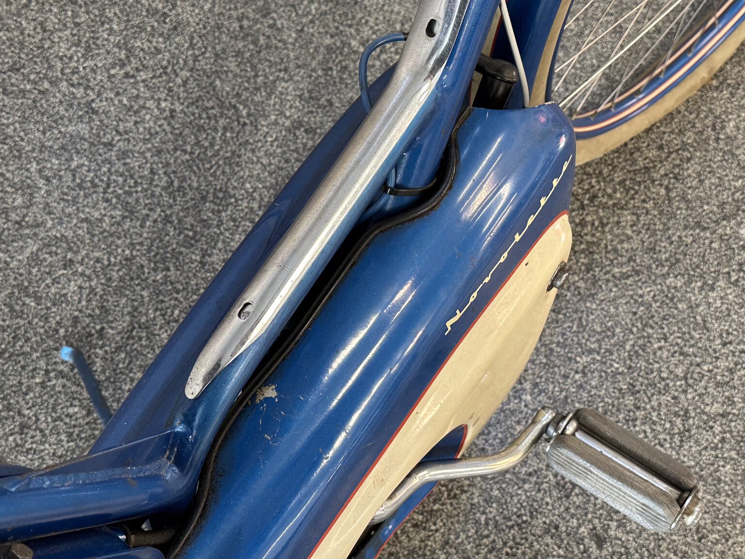 Exteriörbild på Husqvarna Novolette