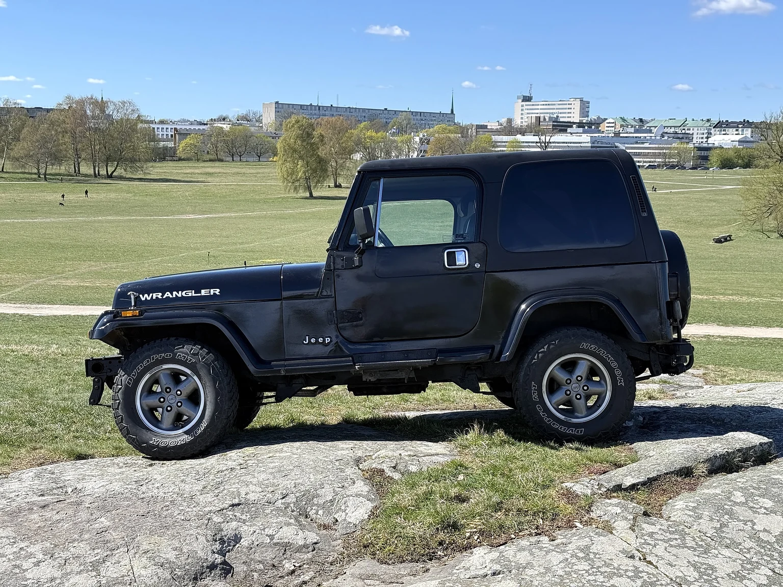 Aussenfoto 1990 Jeep Wrangler Islander (2)