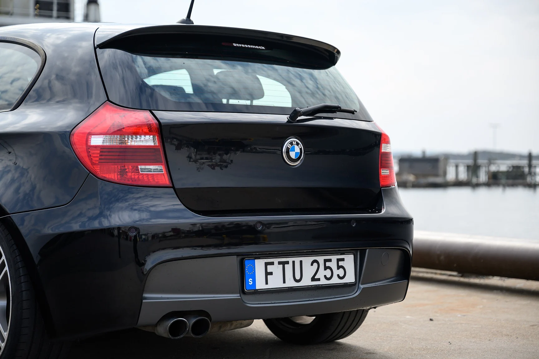Aussenfoto 2007 2007 BMW 130i M Sport (11)