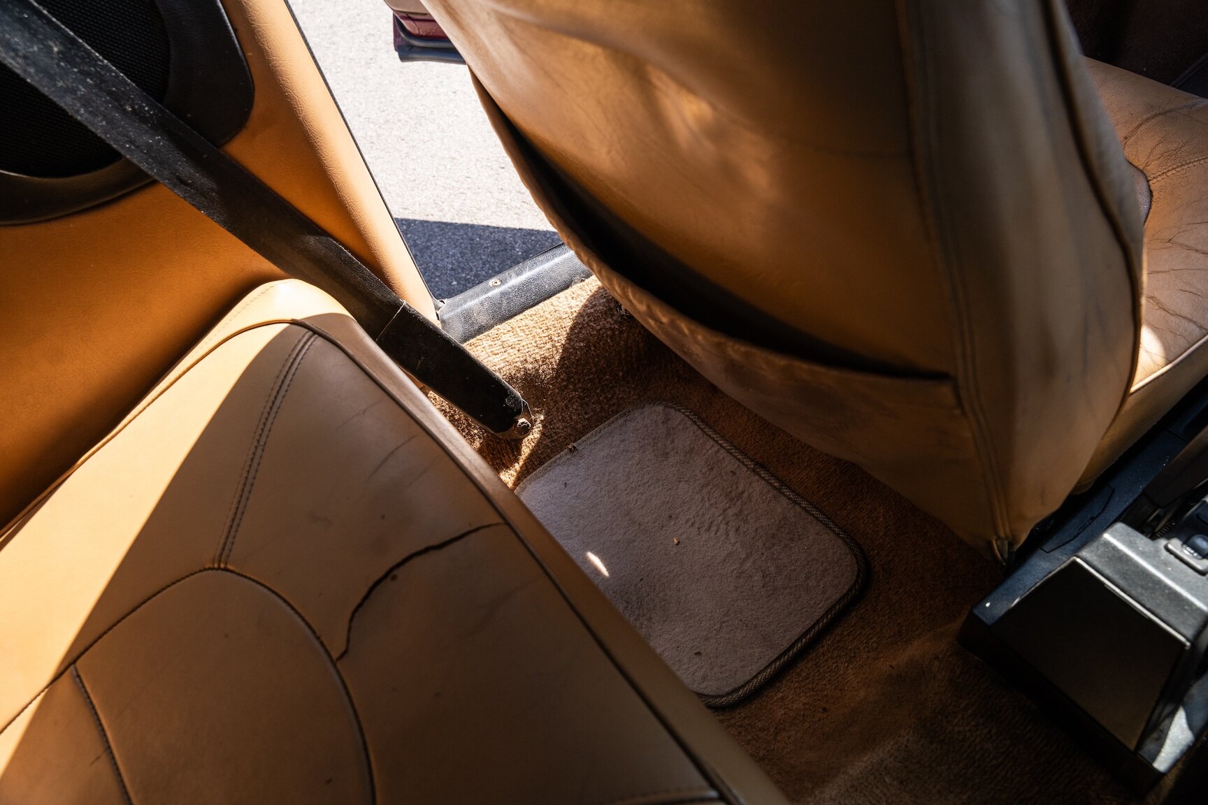 Interior image of 1988 Saab 900 Turbo Convertible