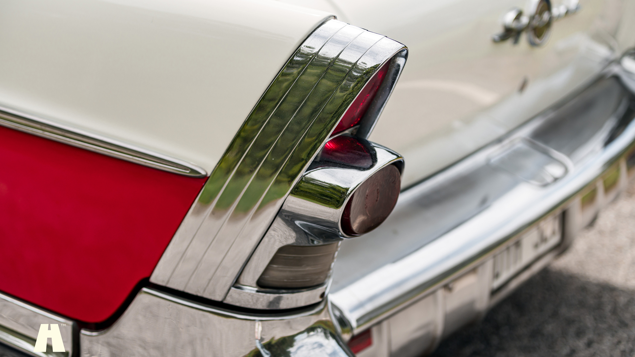 Exterior image of 1957 Buick Special Riviera (Model 46R) V8 (37)