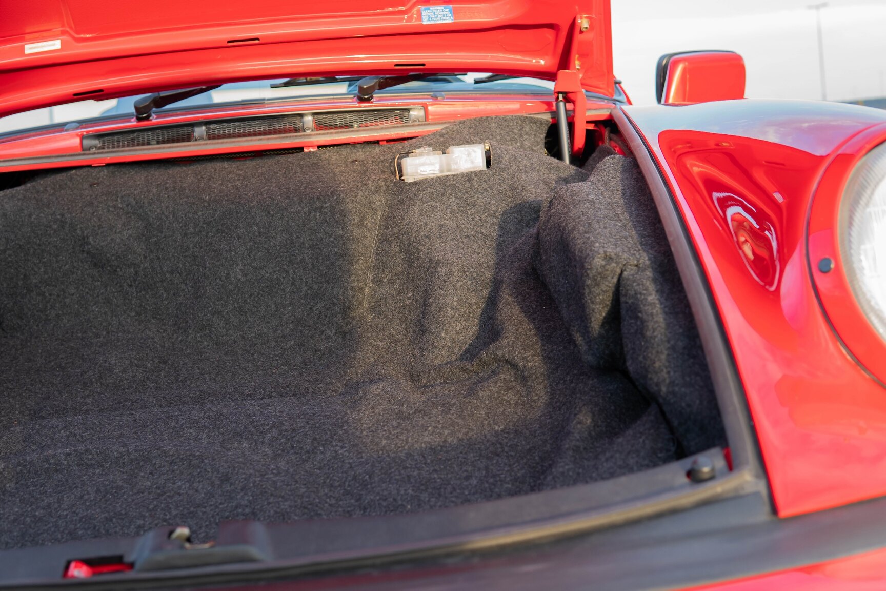 Innenraumfoto von 1987 Porsche 911 Carrera Cab 3.2