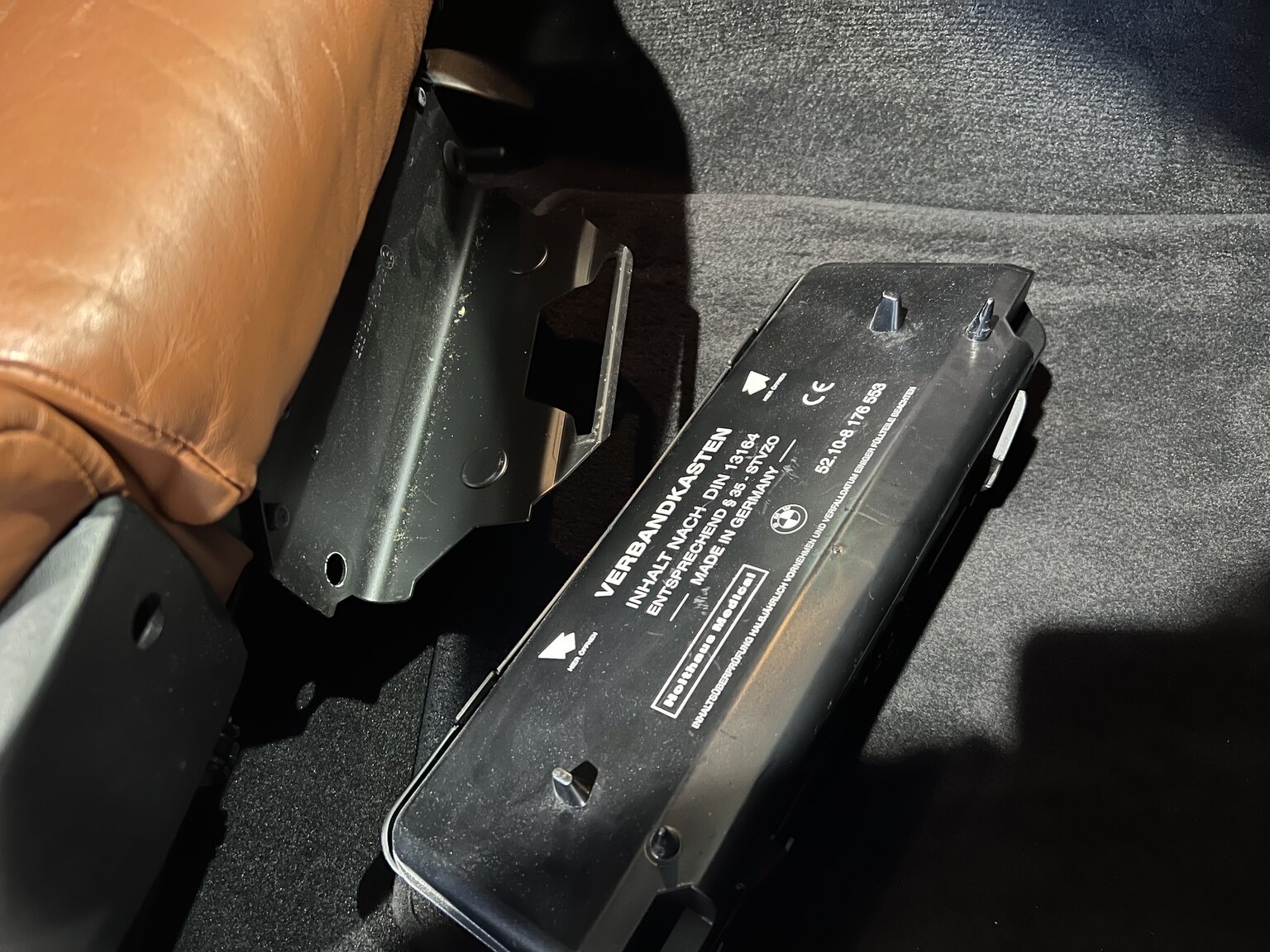 Interior image of 2003 BMW 540i Touring