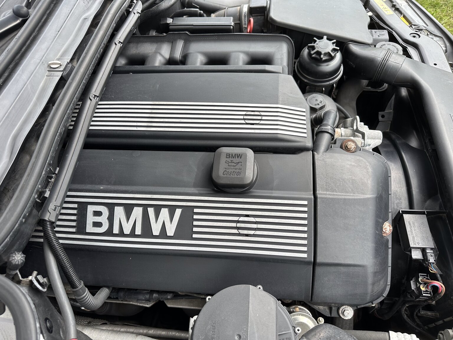 Image of 2005 BMW 330Ci mechanics