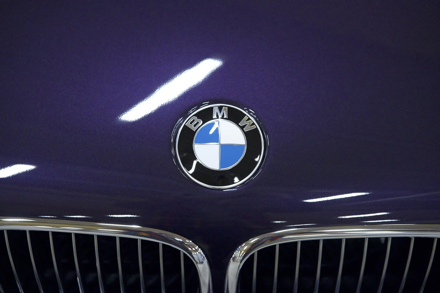 Exteriörbild på 2002 BMW M5 E39 (53)