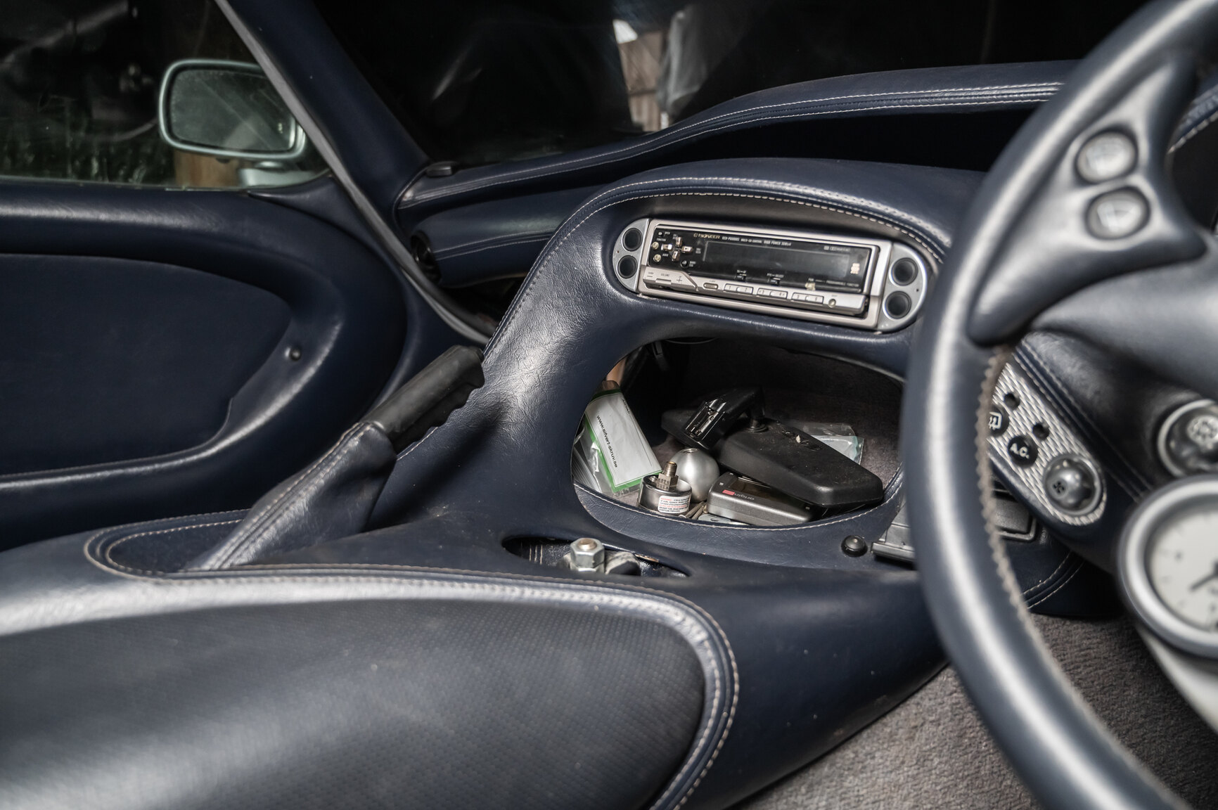 Innenraumfoto von 1998 TVR Cerbera