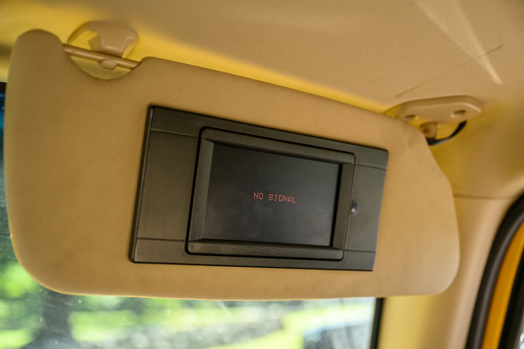 Interior image of 2006 Hummer H3