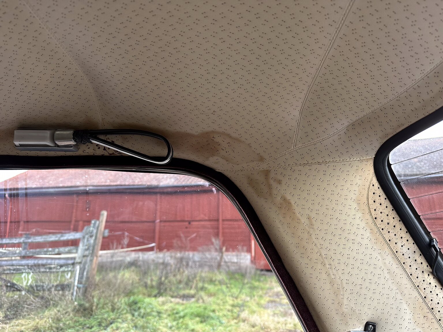 Interior image of 1973 Alfa Romeo Berlina 2000