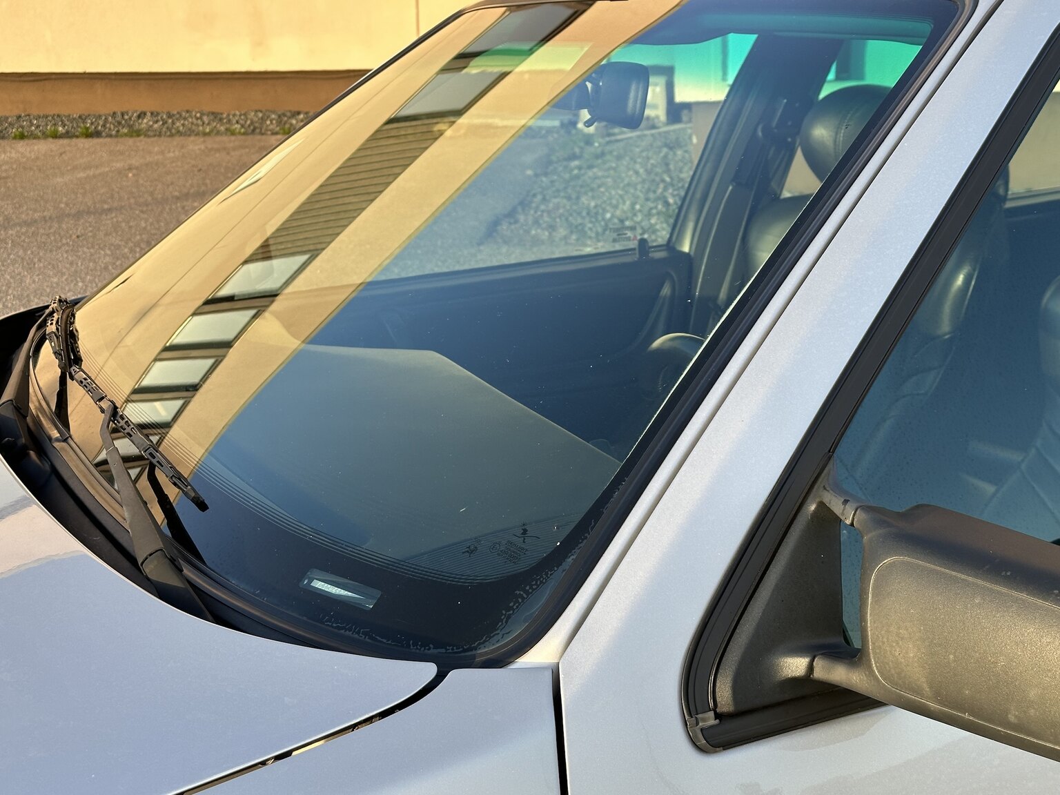 Exterior image of 1996 SAAB 9000 CS Aero 2.3T