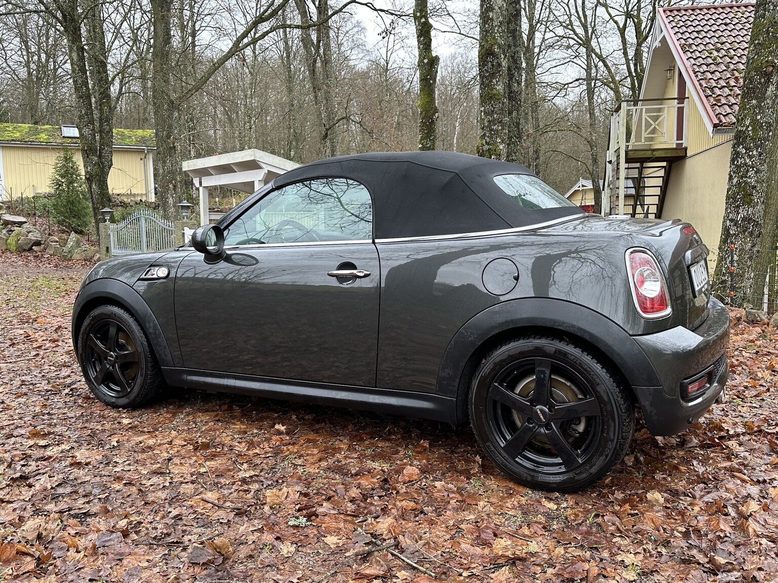 Exteriörbild på 2012 Mini Cooper SD Roadster (20)
