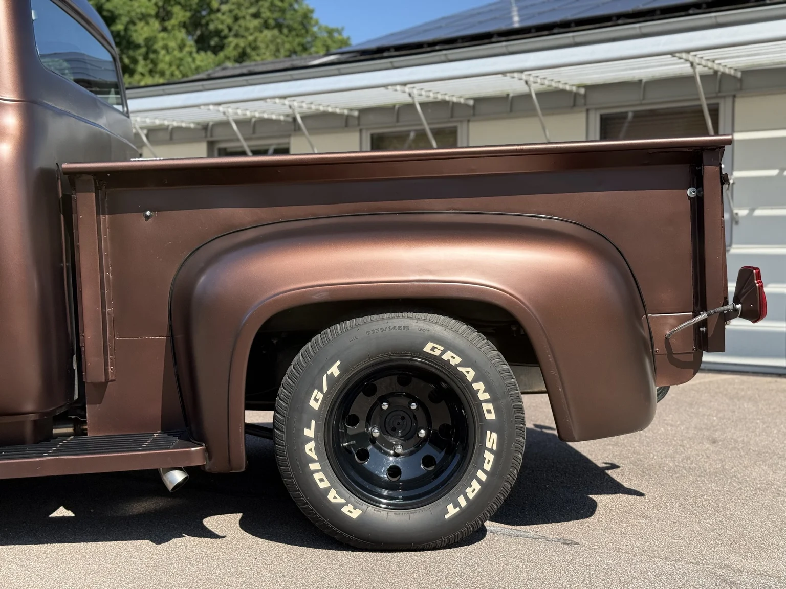 Aussenfoto 1956 Ford F-100 Restomod (18)