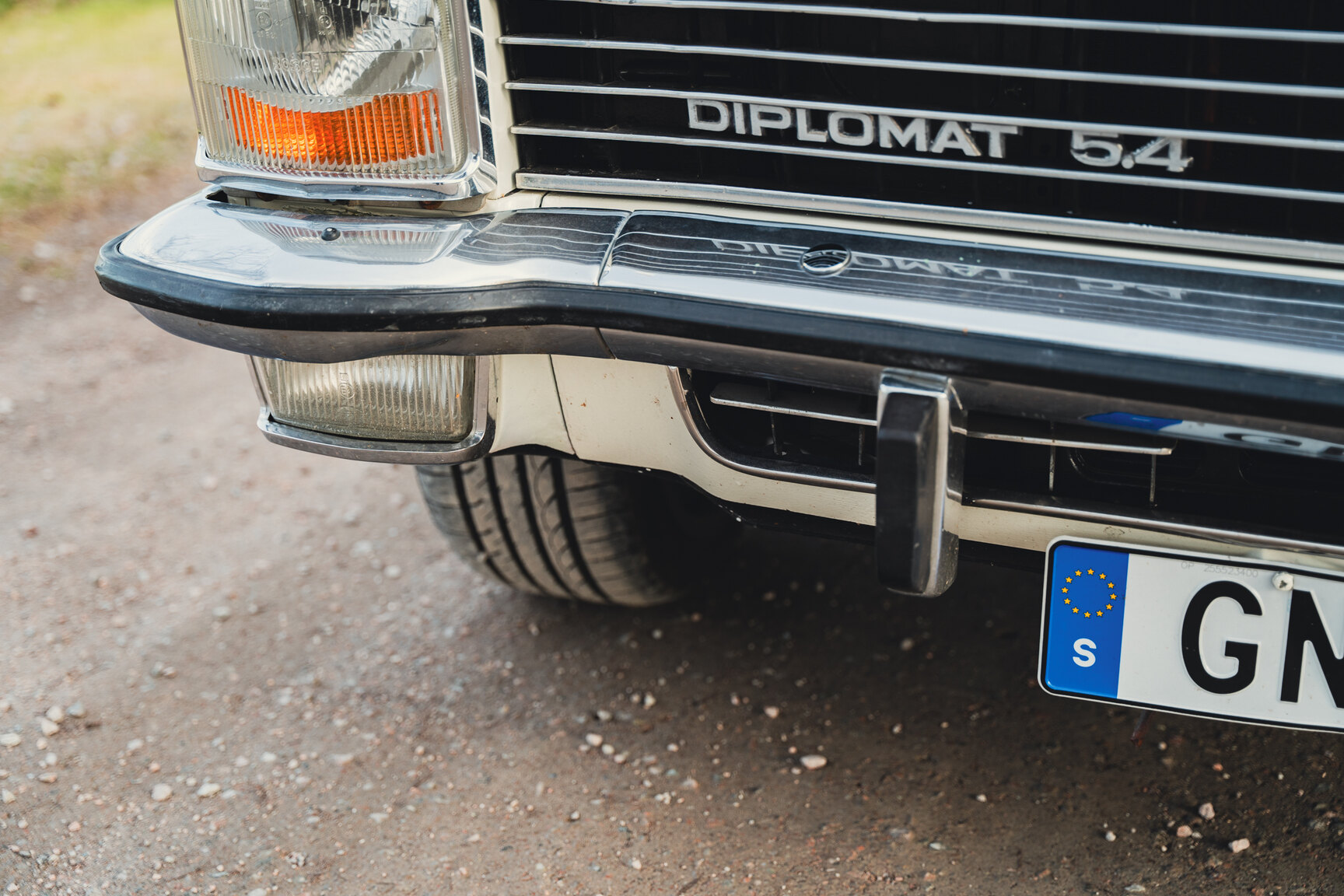 Exterior image of 1973 Opel Diplomat V8