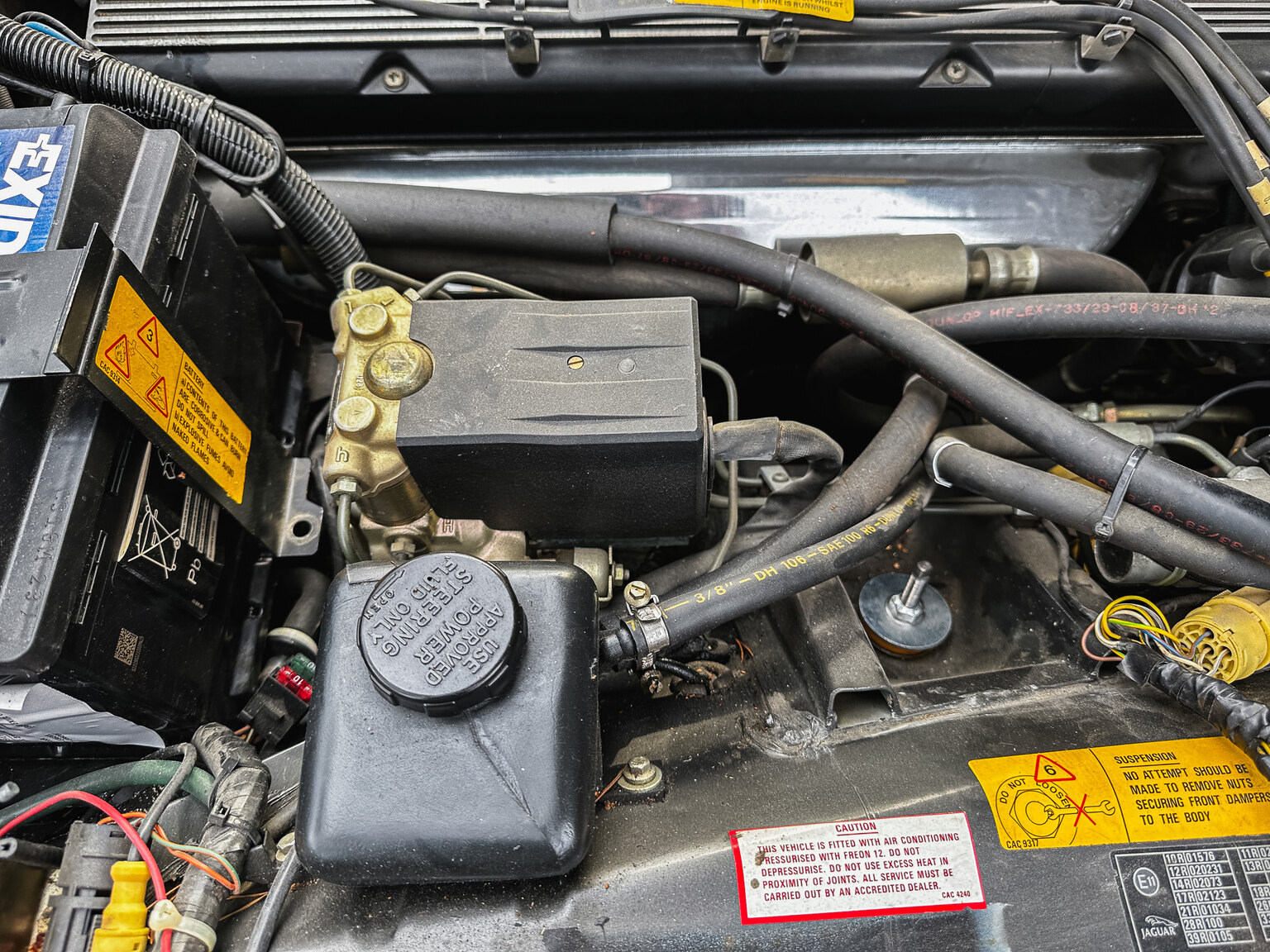 Image of 1988 Jaguar XJ Sovereign mechanics