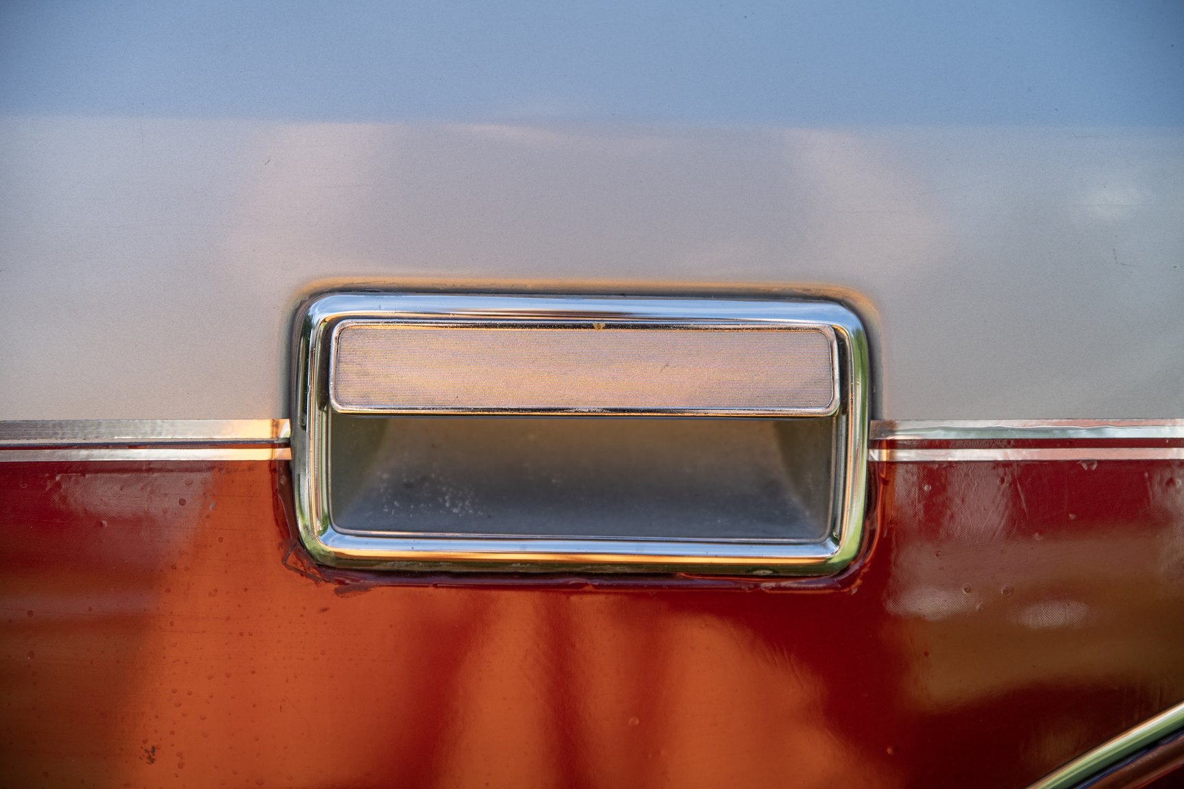 Exteriörbild på 1985 Lincoln Continental 5.0 V8 EFI