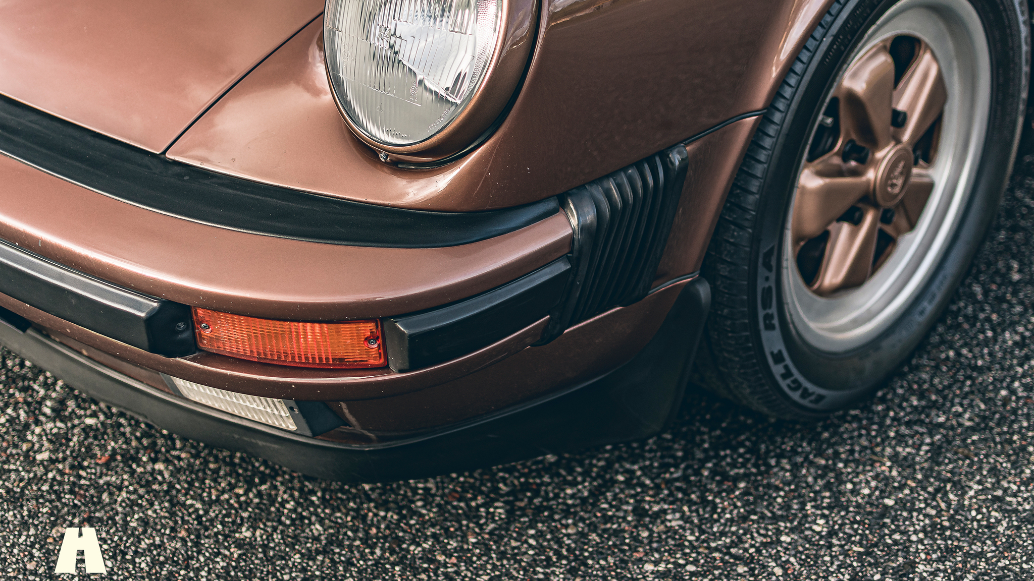 Aussenfoto 1989 Porsche 911 Carrera 3.2 Targa (20)