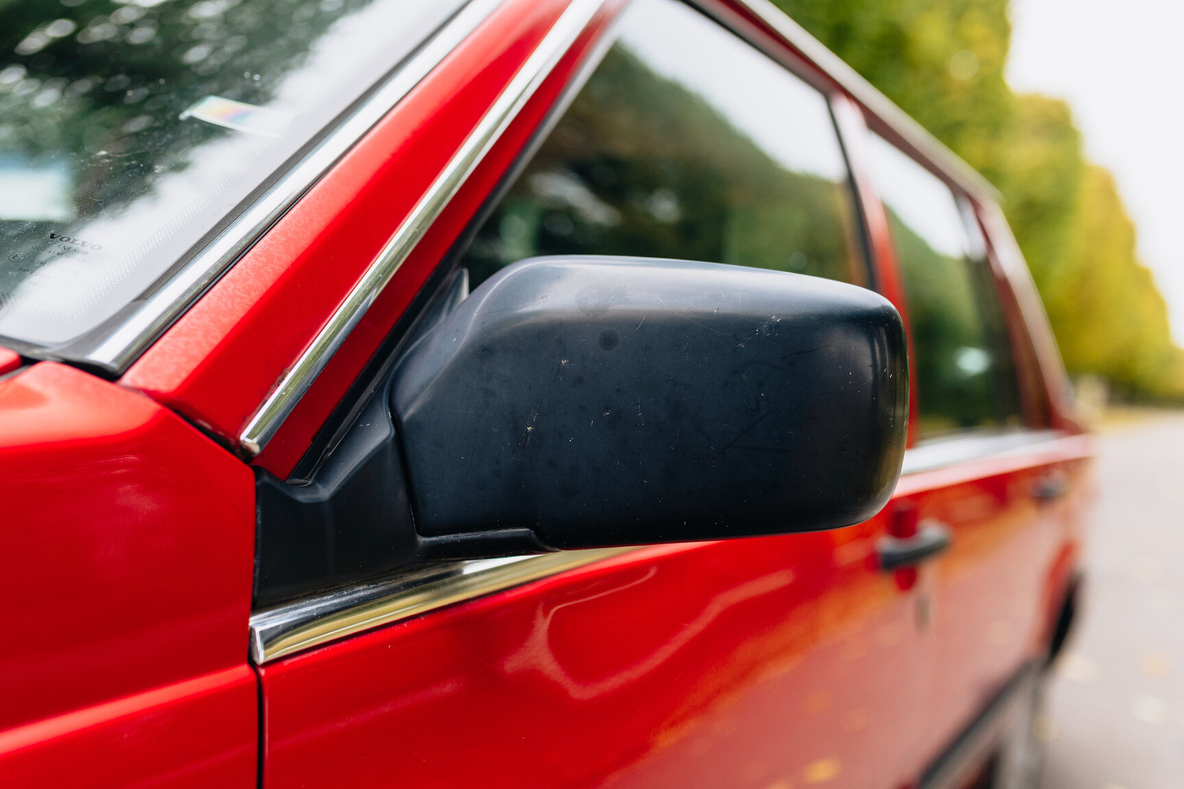 Exterior image of 1990 Volvo 740 GL 2.3